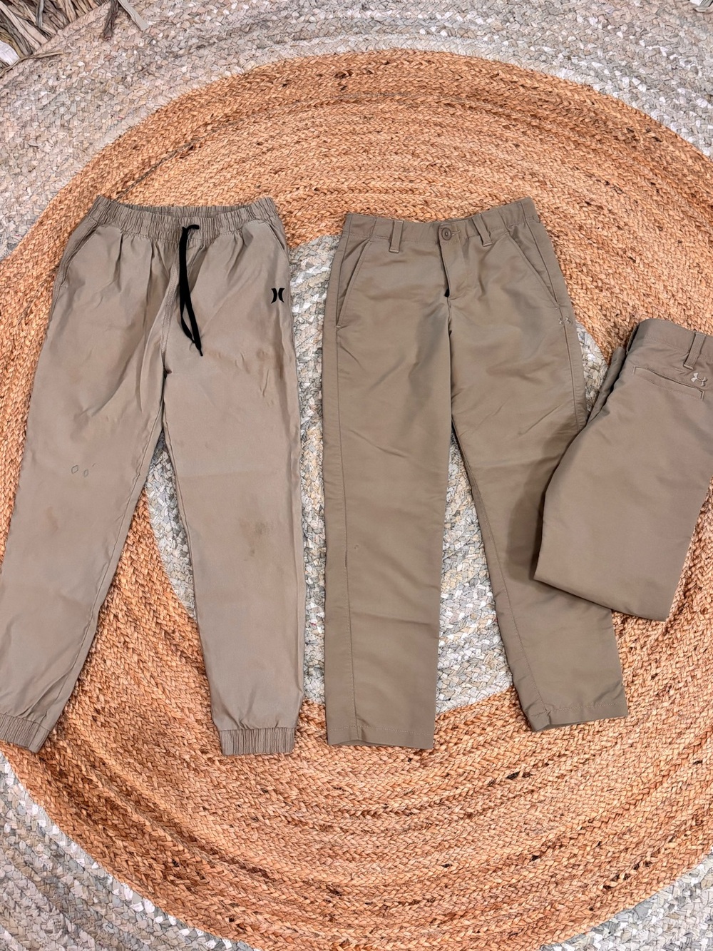 Under Armour Men's Khaki/Tan Chino & Jogger Combo